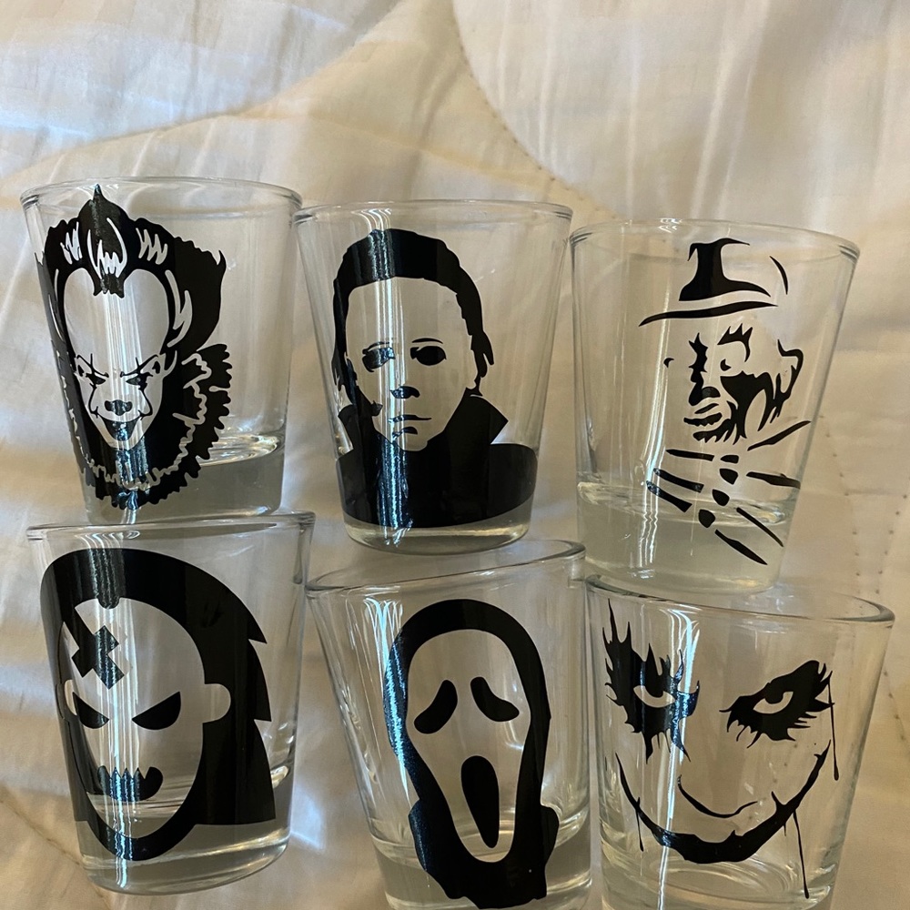 COPY - Scarey guy shot glasses set of 6